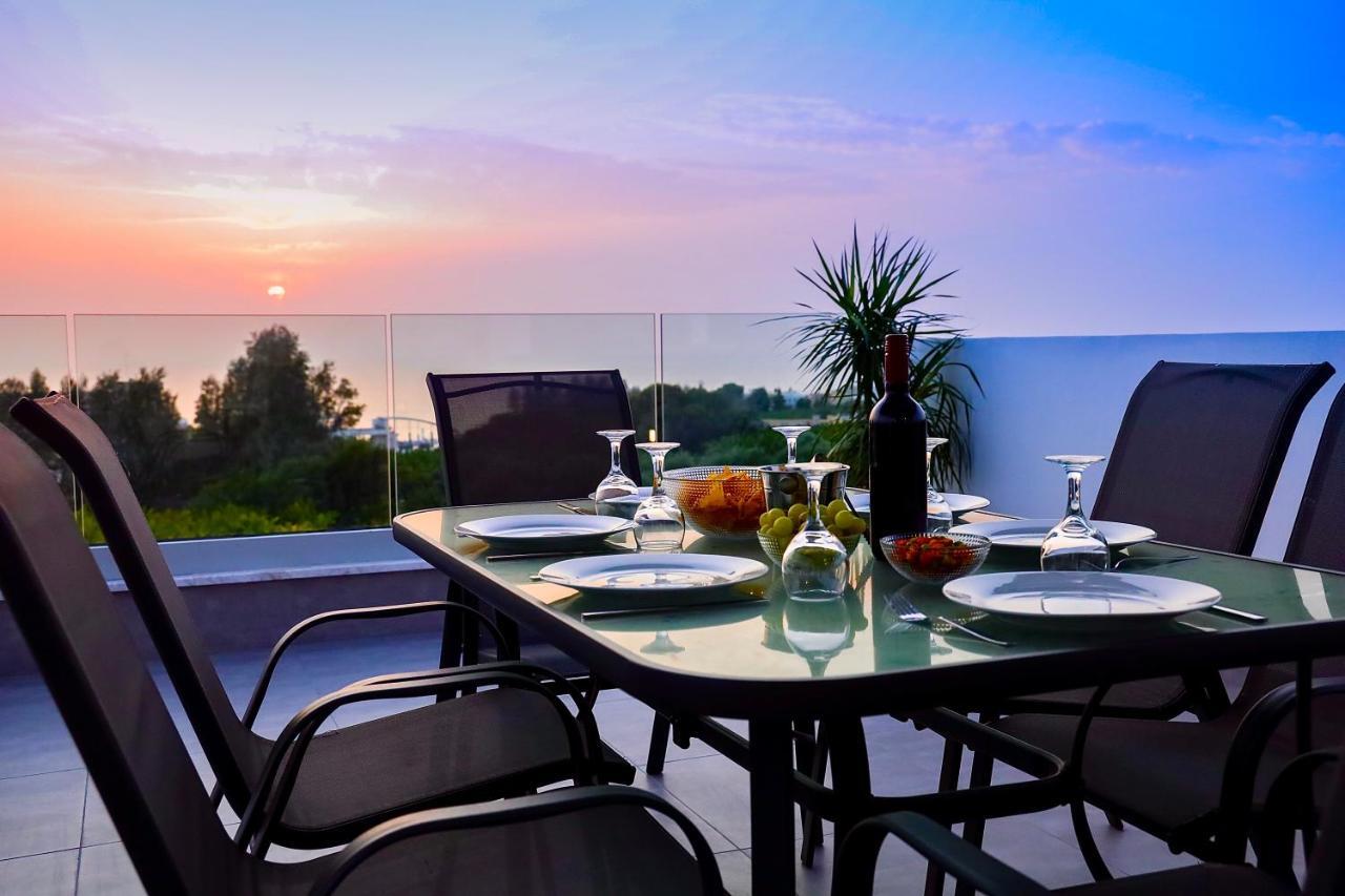 Sophia'S Seaview Luxury Villas Paphos Esterno foto